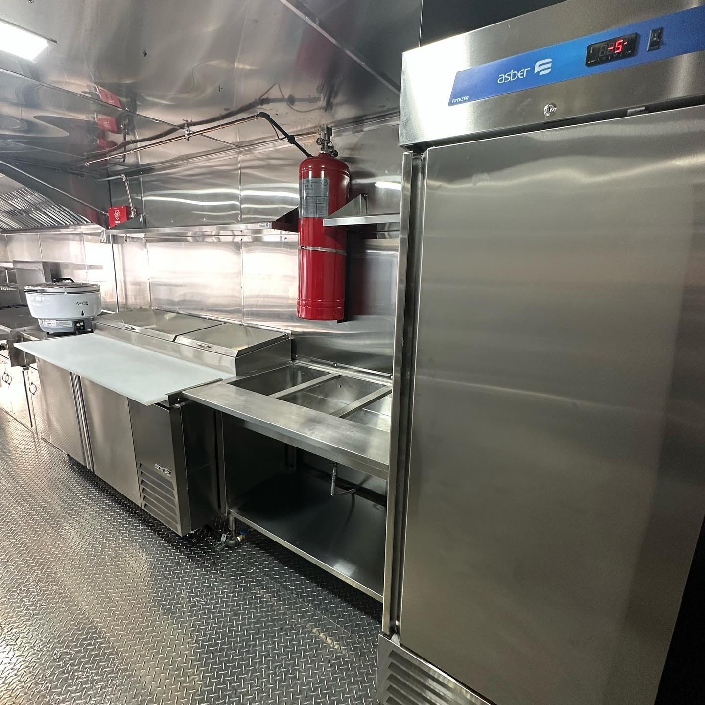 Custom Food Trucks & Trailers for sale 05